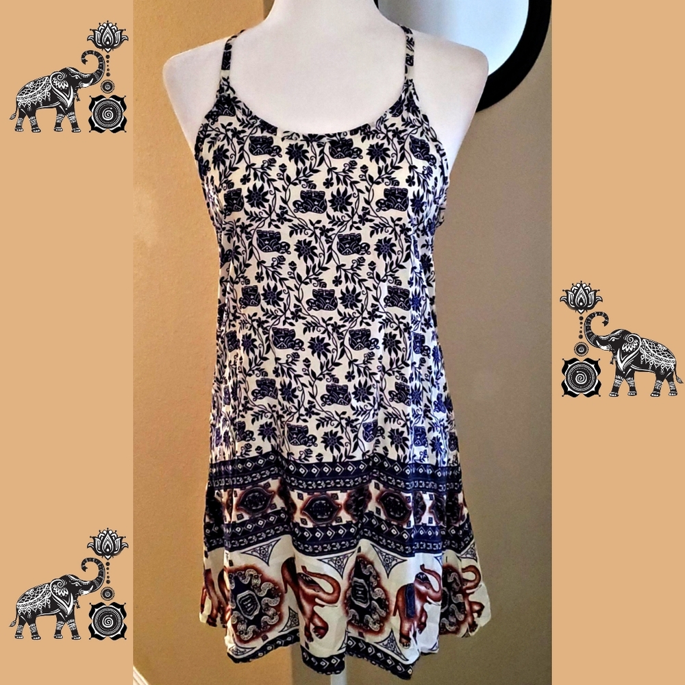 🐘 Flirty and cute tunic dress Elephant print 🐘